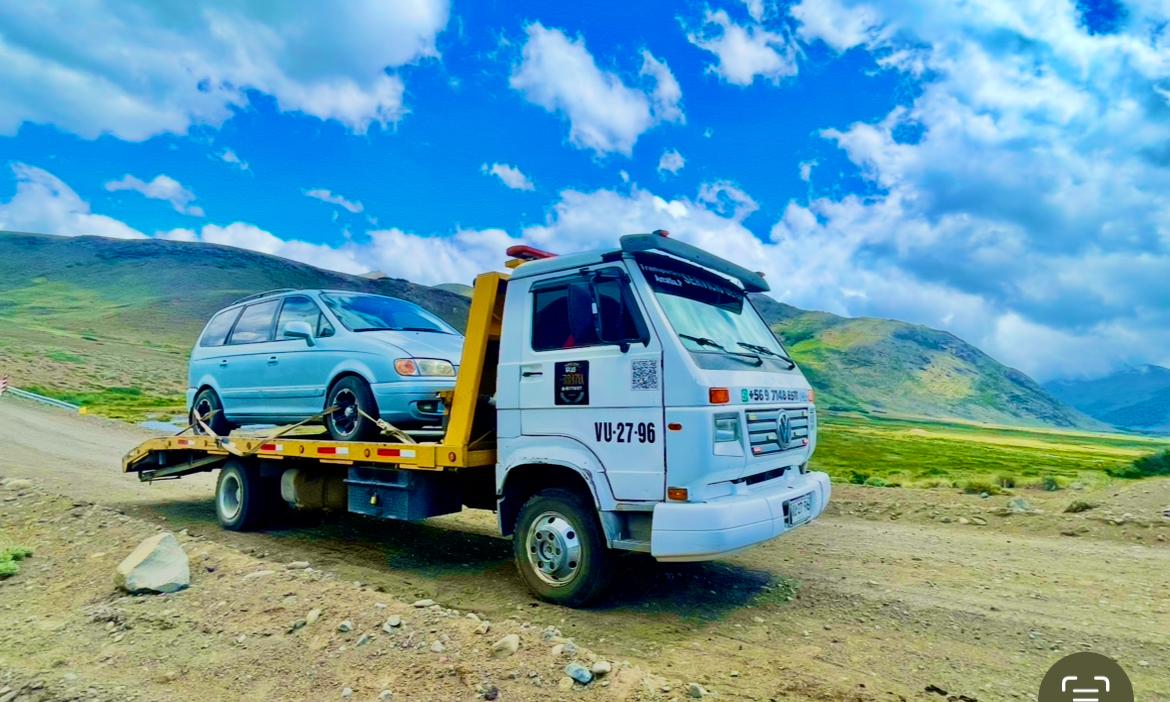 Grúa Volkswagen blanca